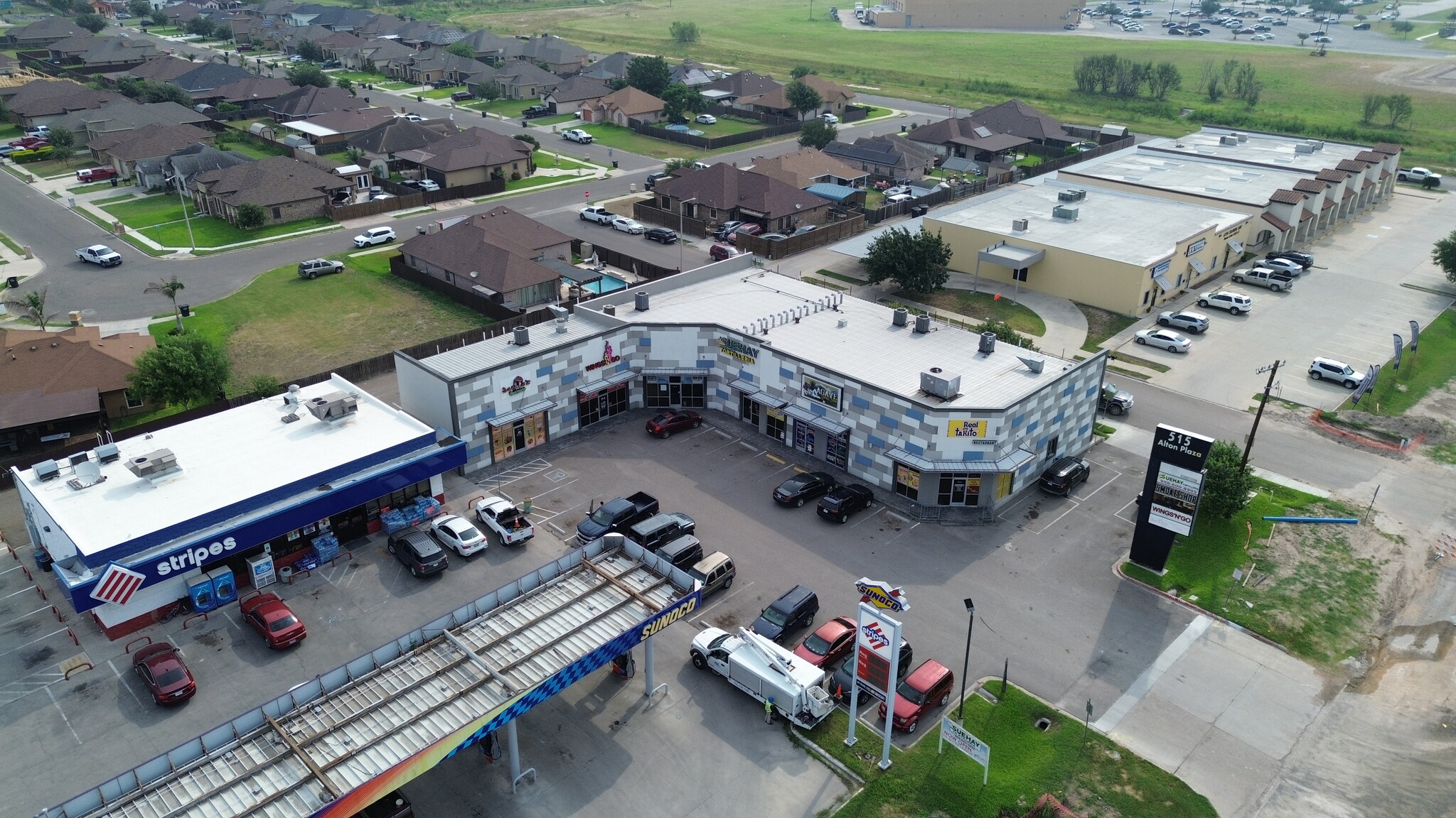 4-Star Retail Space